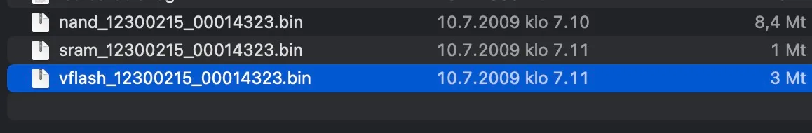 The SD card contents showing the vflash .bin file